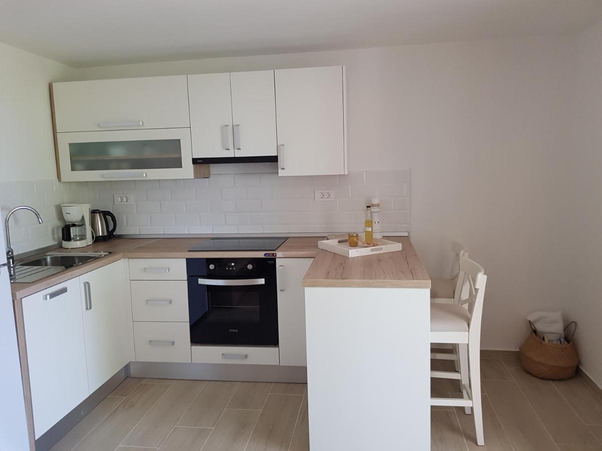Апартаменты House Niva Супетарска-Драга Экстерьер фото